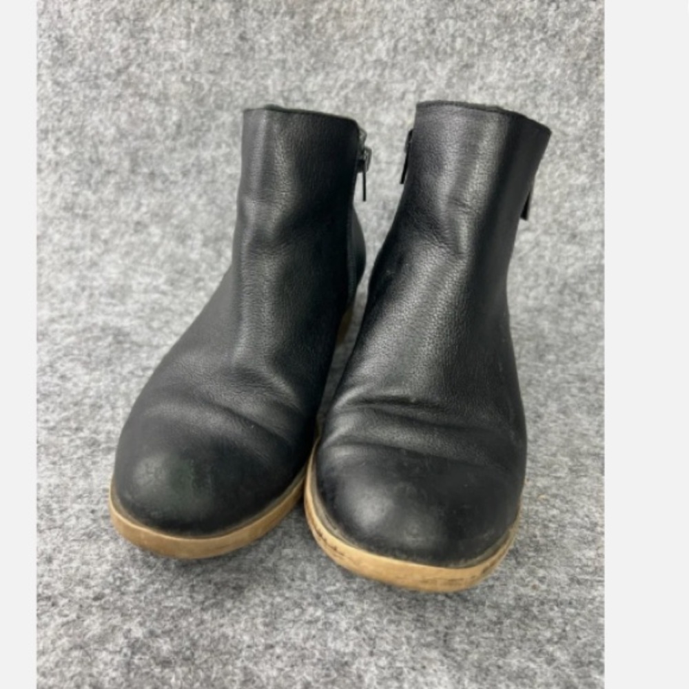 Kensie low heel ankle boots with double zipper
